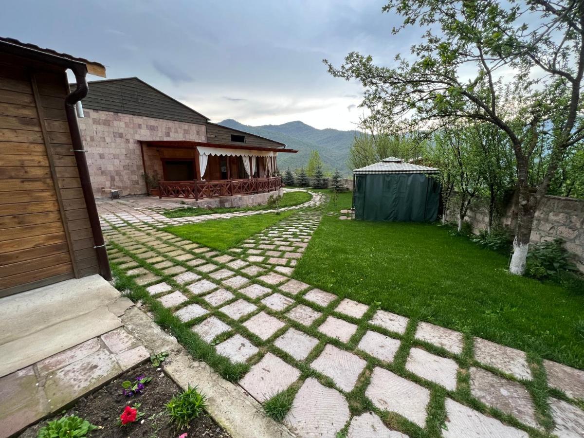 Balkonchik Guesthouse Dilijan Exterior photo